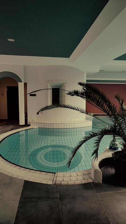 Spa Residenz Neusiedl Appartments 滨湖新锡德尔 外观 照片